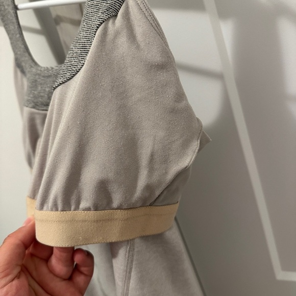 Lululemon Vintage Grey White Halter Workout Tank Top Size 8 Women’s Y2K - Picture 11 of 12